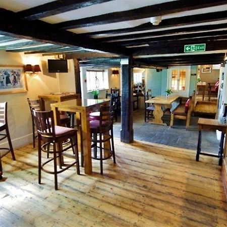 The Cherry Tree Inn Хенли-на-Темзе Экстерьер фото